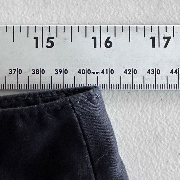 Ann Taylor Signature Fit Shorts Women 8 Black Casual Coastal Classic - Picture 6 of 9